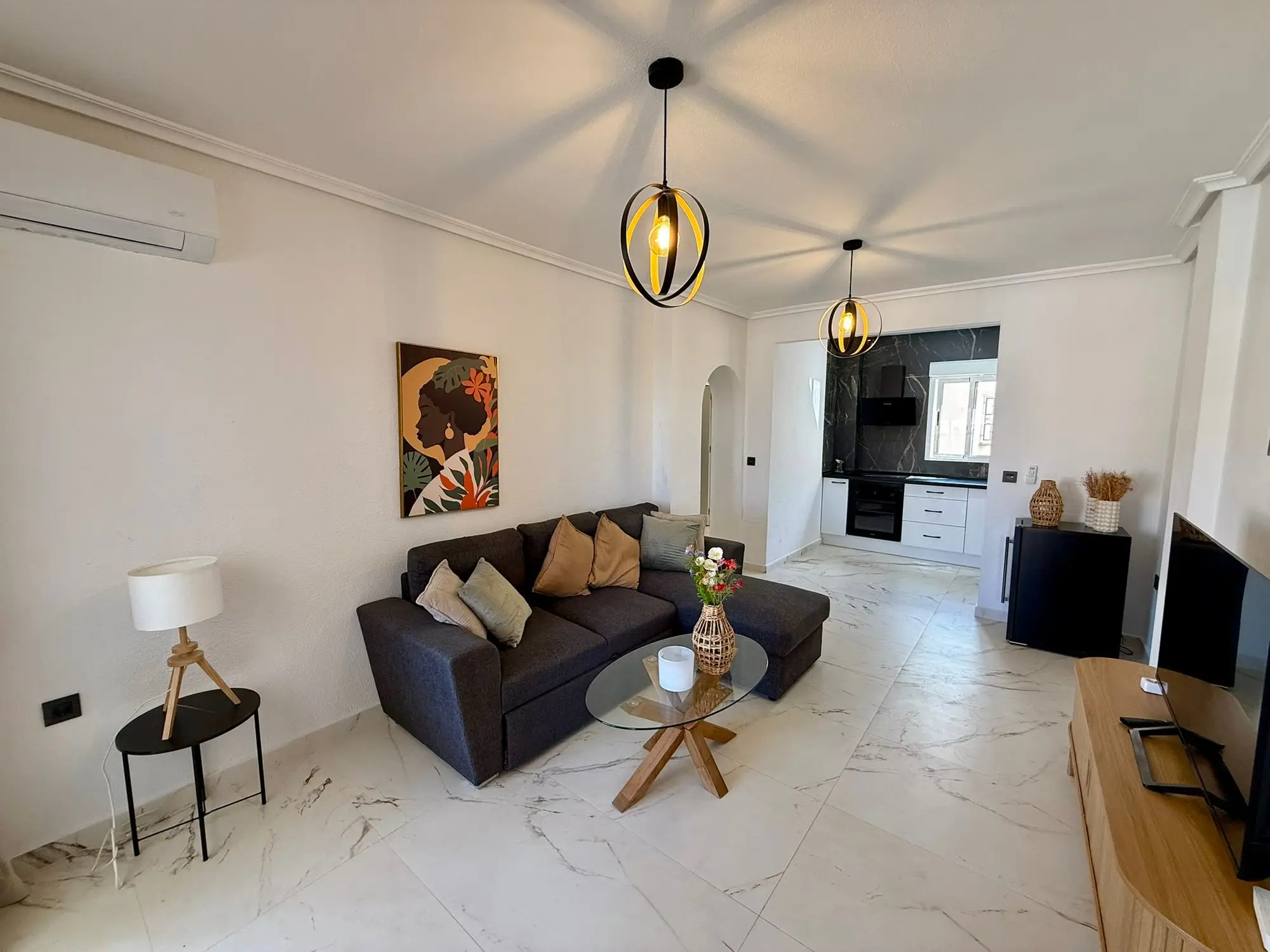 Licht appartement met groot zonneterras in Orihuela Costa, foto 6 van 30