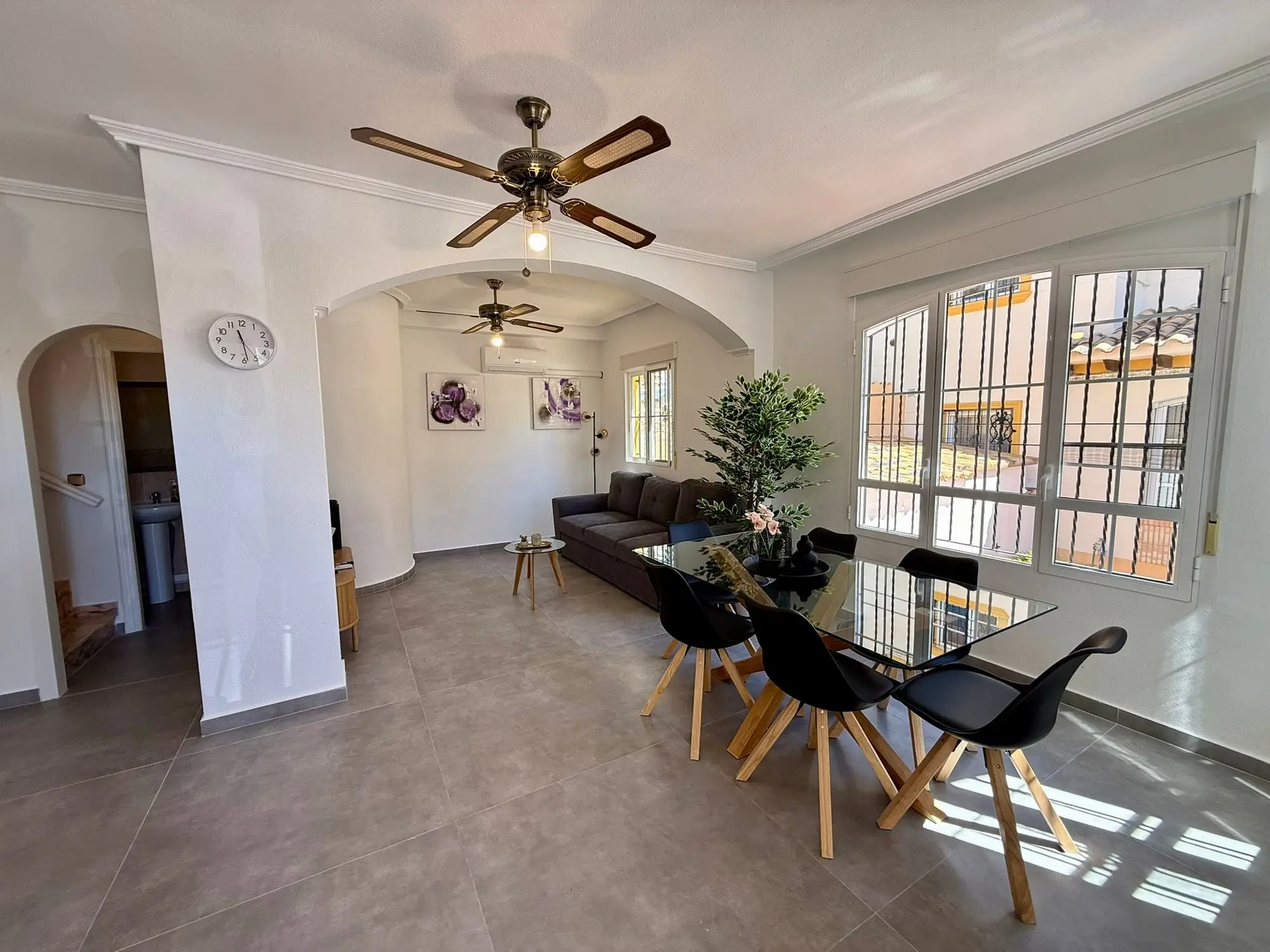 Renovated quad villa with sea views in Orihuela Costa, photo 7 of 32