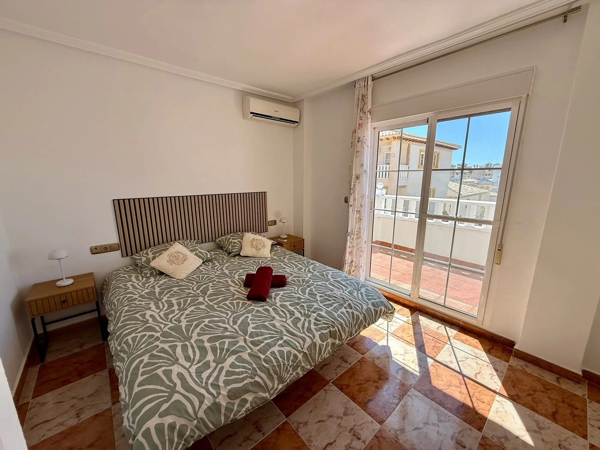 Renovated quad villa with sea views in Orihuela Costa, photo 15 of 32