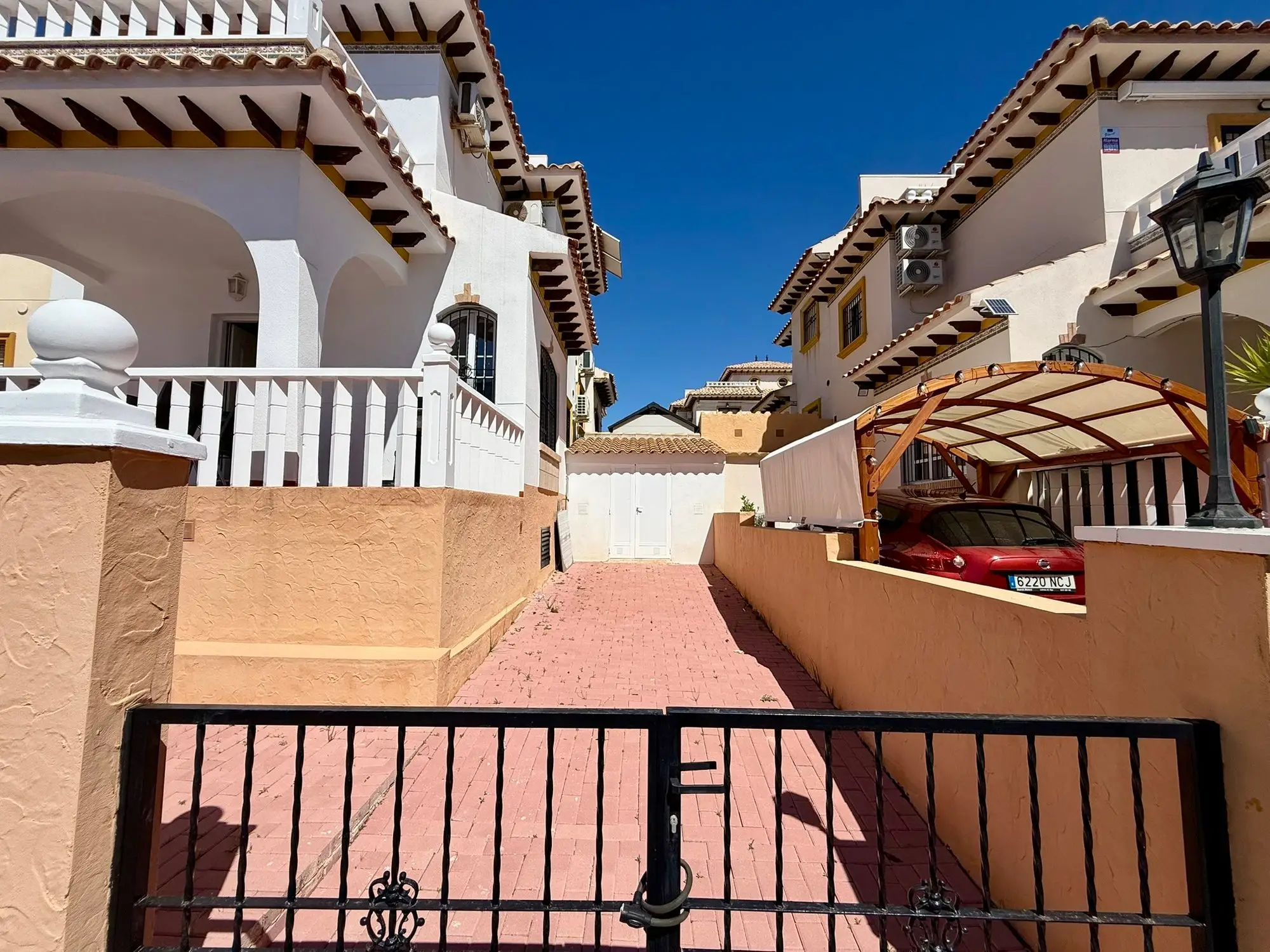 Renovated quad villa with sea views in Orihuela Costa, photo 28 of 32